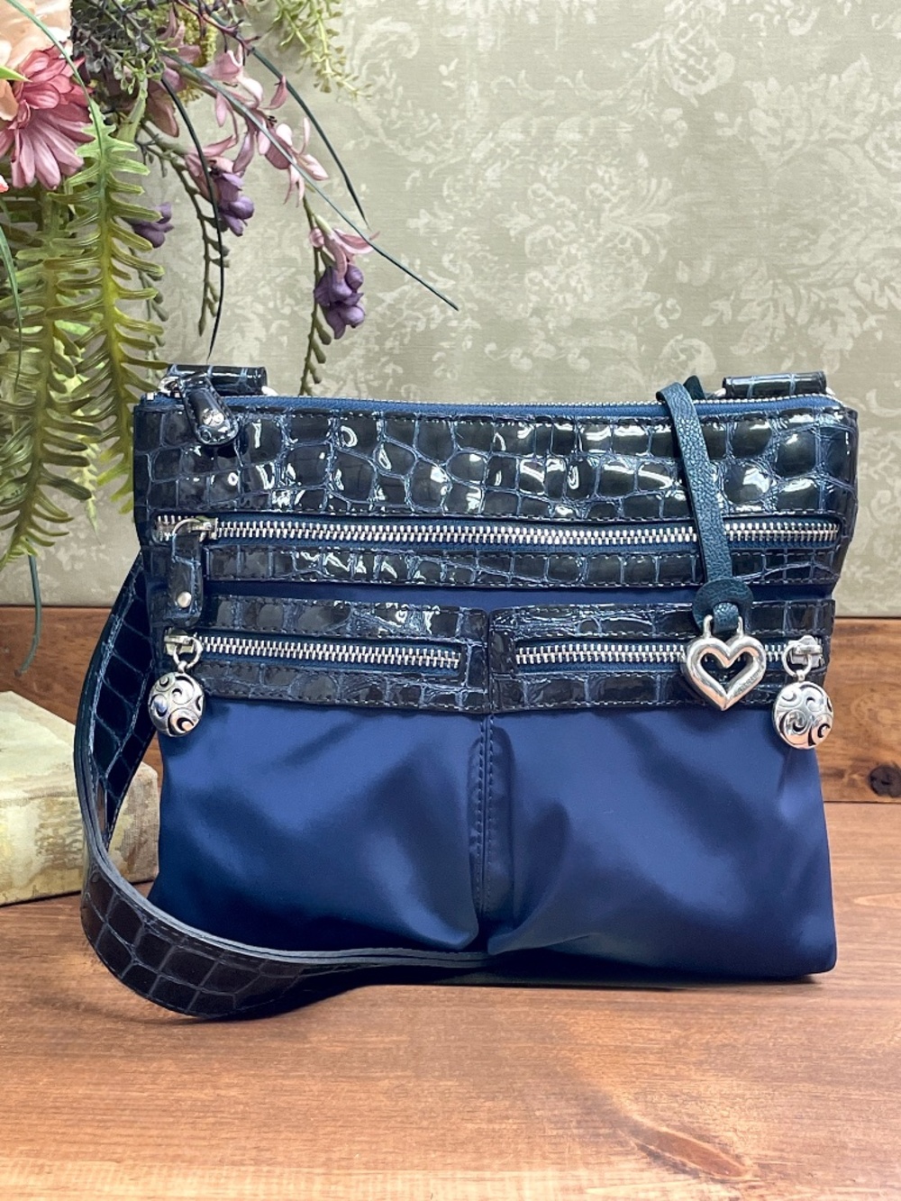 Brighton Go Go Croc Embossed Navy Blue Nylon Organizer Heart Charm Crossbody Bag